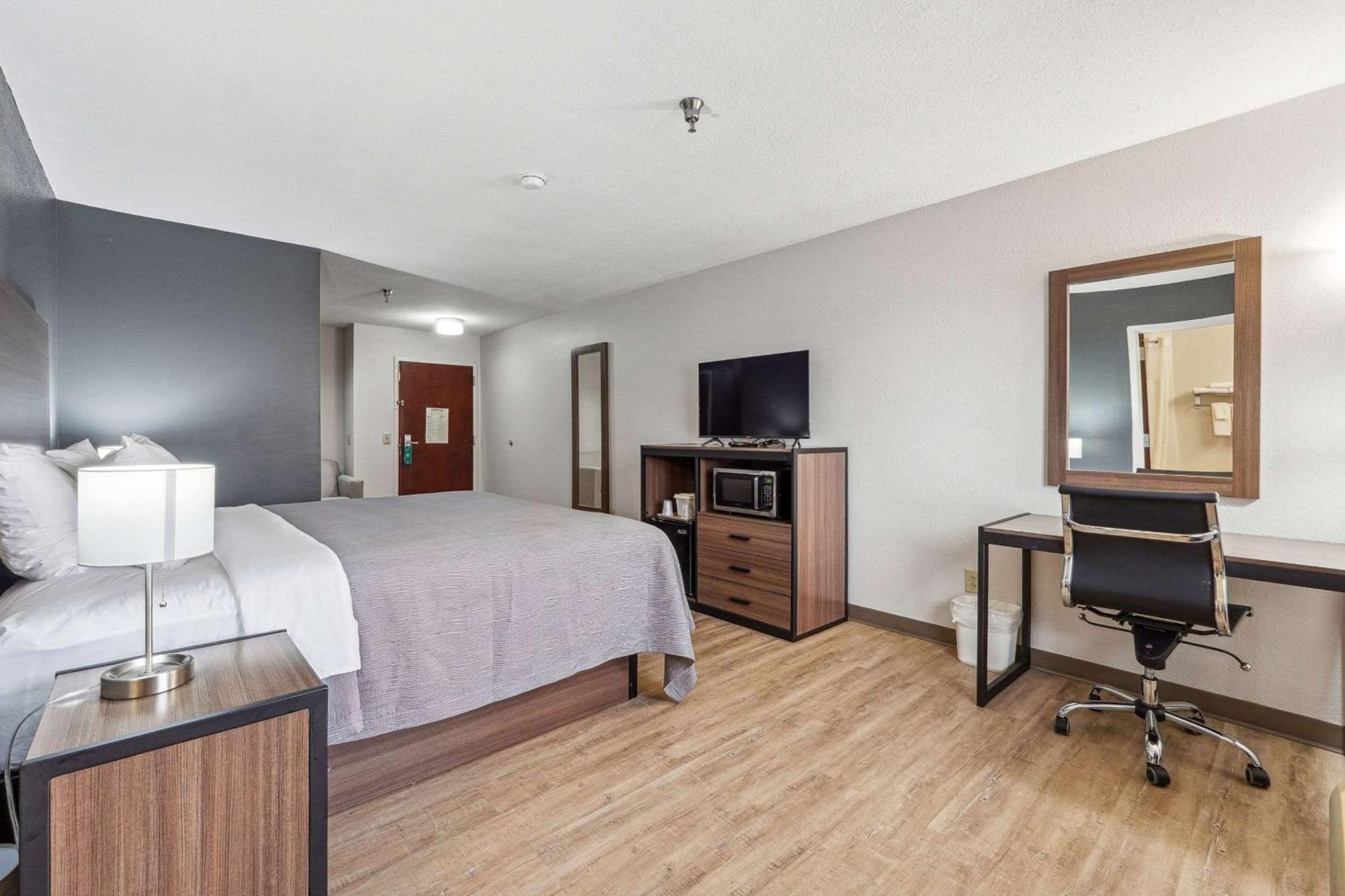 Quality Inn & Suites ดอว์สันวิลล์ ภายนอก รูปภาพ