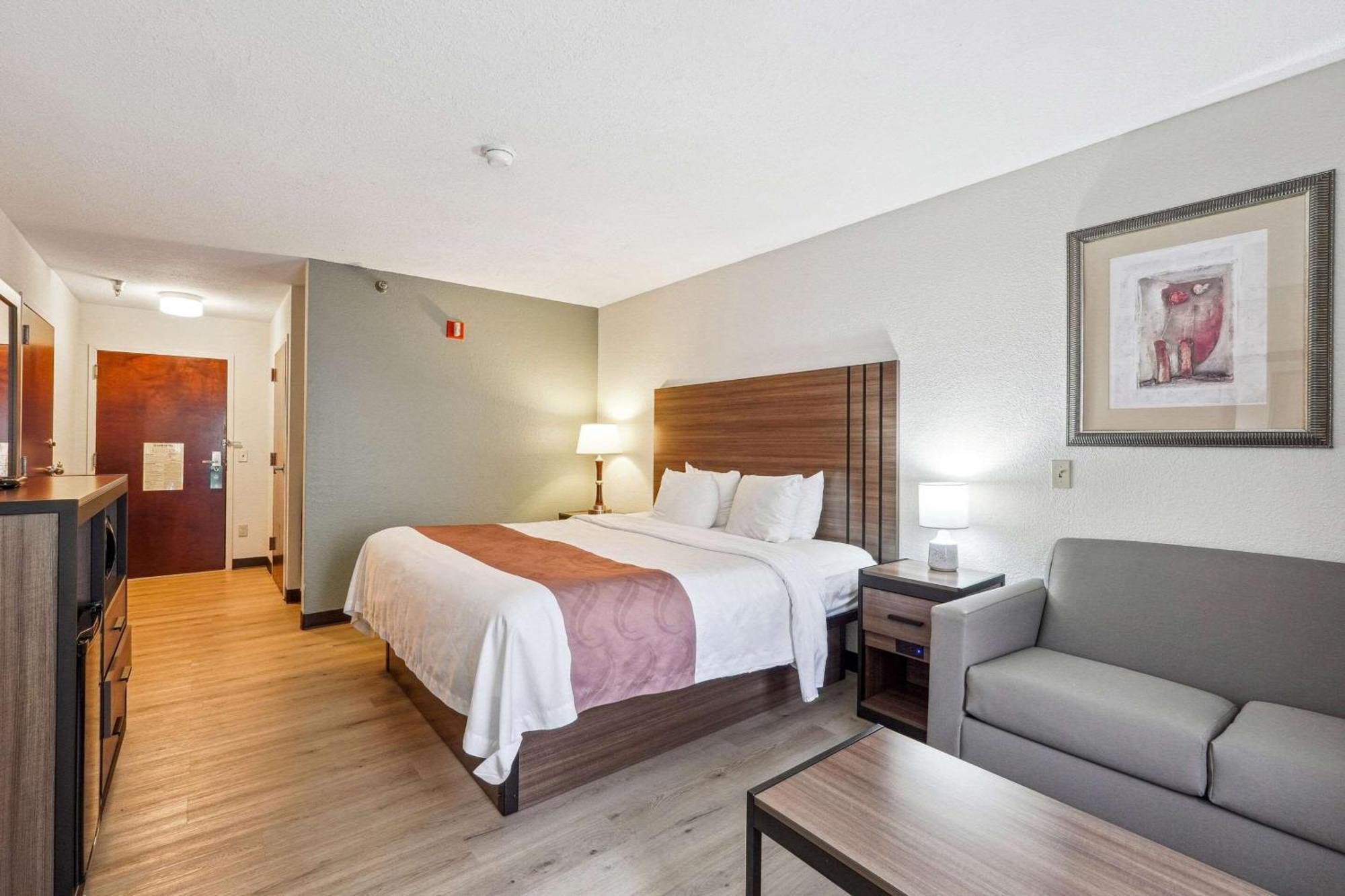 Quality Inn & Suites ดอว์สันวิลล์ ภายนอก รูปภาพ